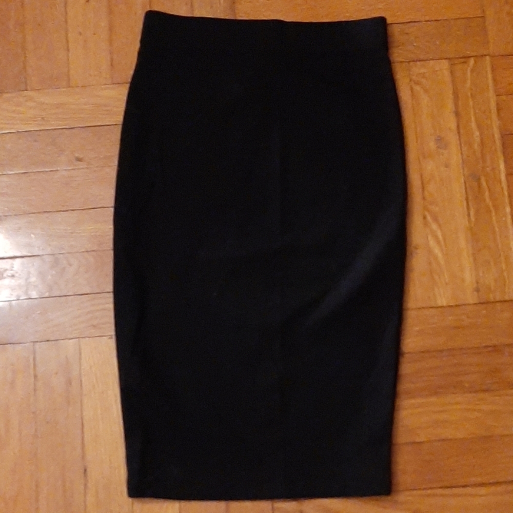 black pencil skirt
